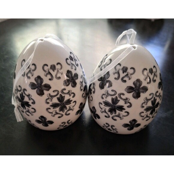 Valerie Parr Hill Blue & White 2 Timed Illumination 3.5" Damask Porcelain Eggs - Picture 2 of 7